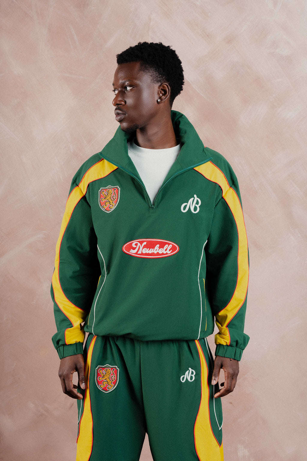 Quater-zip windbreaker